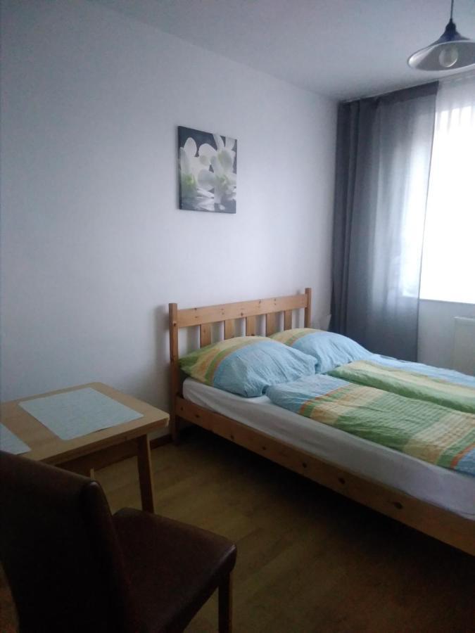 Dom Pod Sosnami Bed & Breakfast Миелно Екстериор снимка