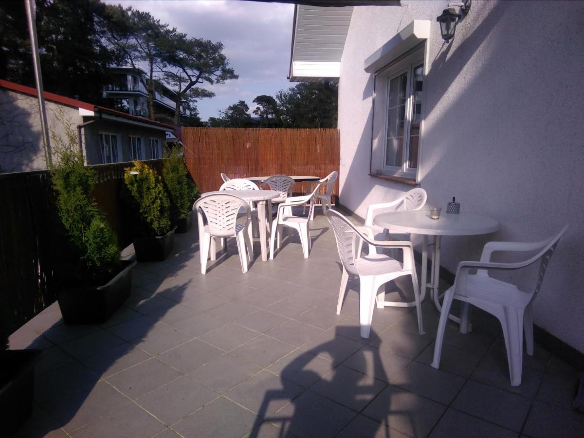 Dom Pod Sosnami Bed & Breakfast Миелно Екстериор снимка