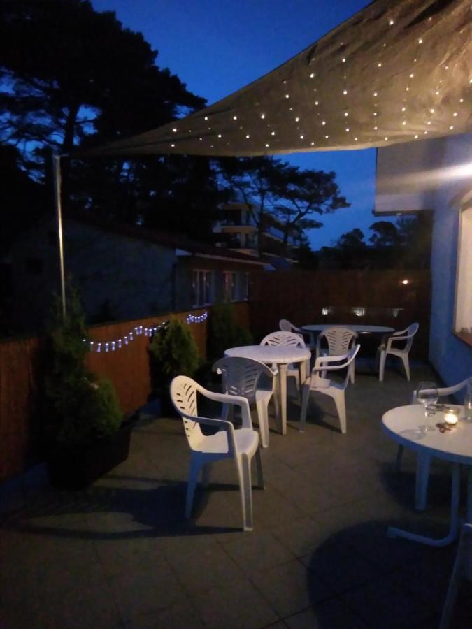 Dom Pod Sosnami Bed & Breakfast Миелно Екстериор снимка