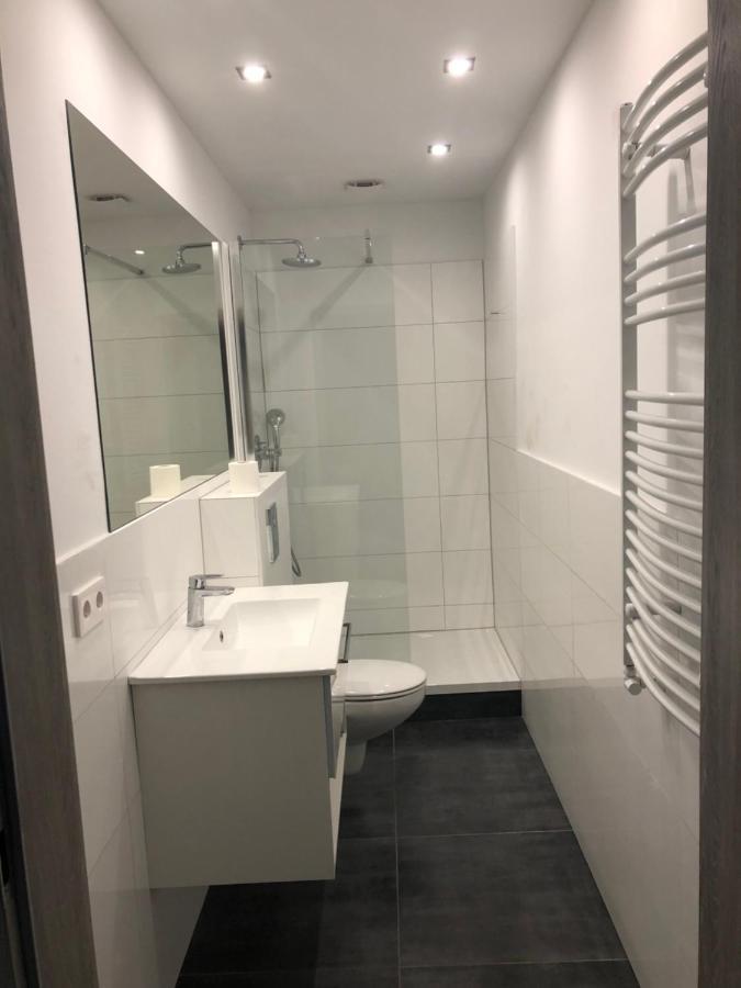 Dom Pod Sosnami Bed & Breakfast Миелно Екстериор снимка