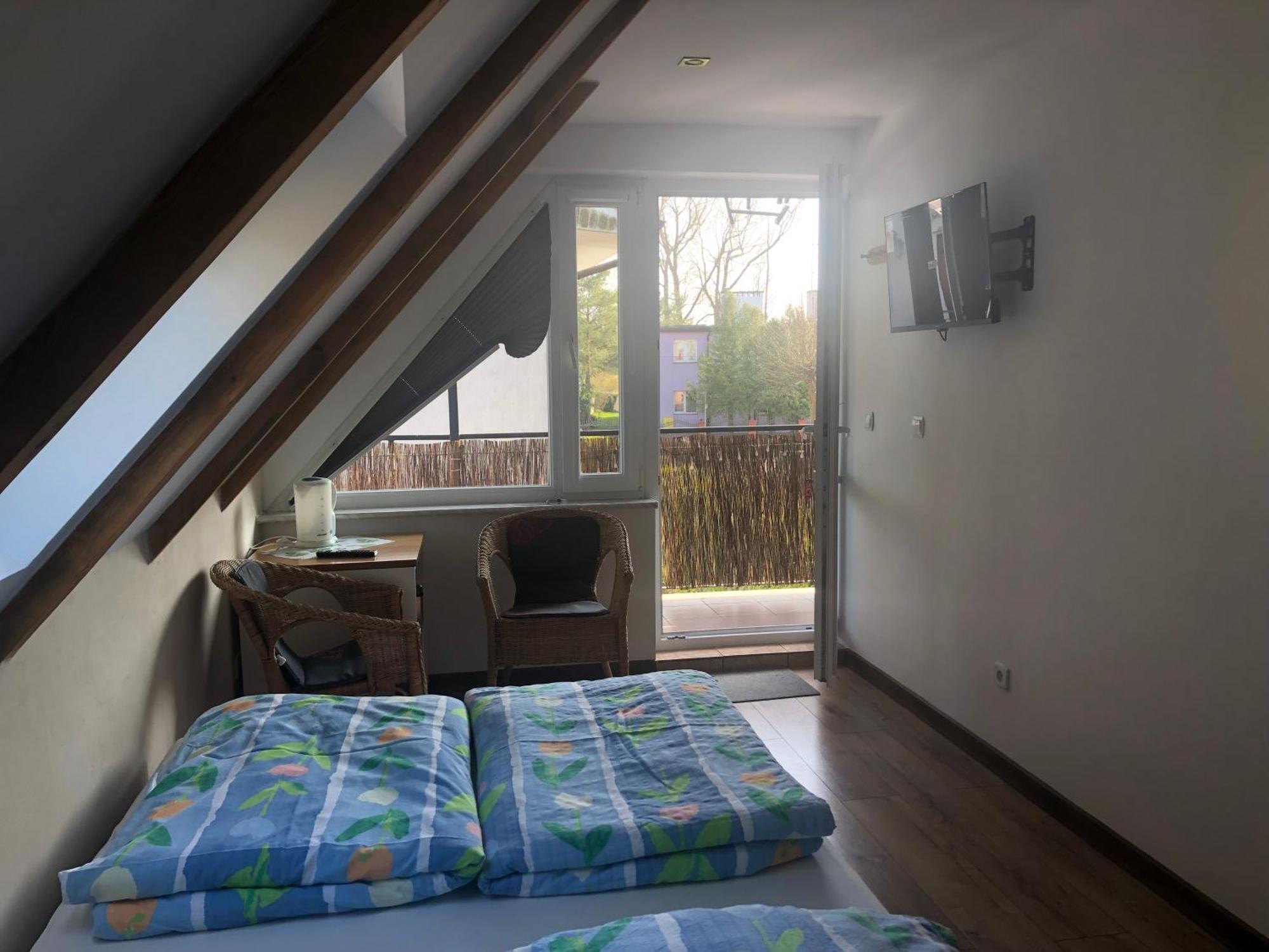 Dom Pod Sosnami Bed & Breakfast Миелно Екстериор снимка